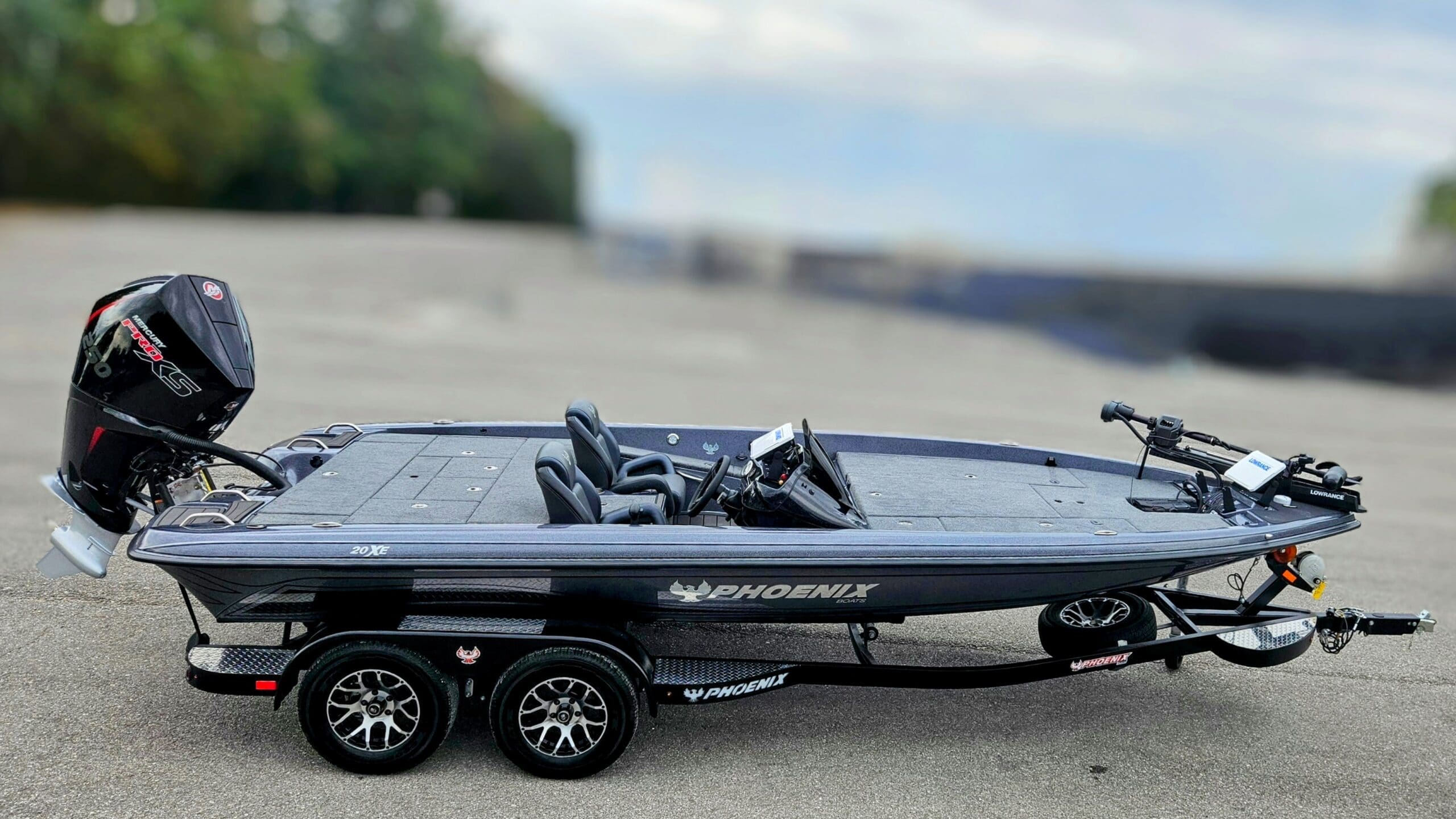 注文割引 - Boats Series XE Phoenix Angler's Marine Port スキー