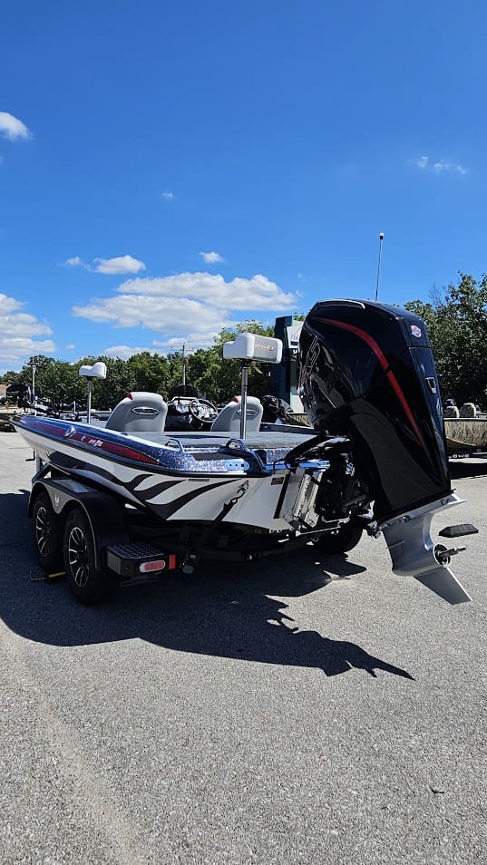 2026 Phoenix 819 ZXL w/200 Mercury Pro XS - Angler's Port Marine